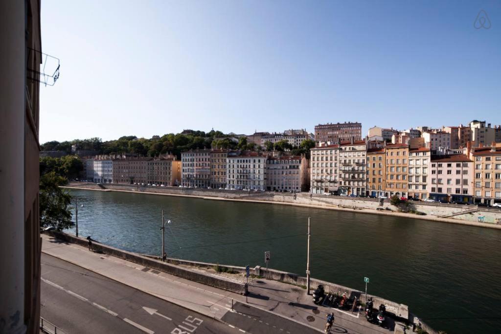 Renovated apartment Saône view in the heart of the historic district Lyon Extérieur photo
